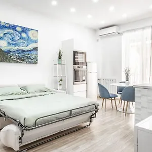 artistic-house-navigli-duomo-netflix-design.italymilanhotels.net/